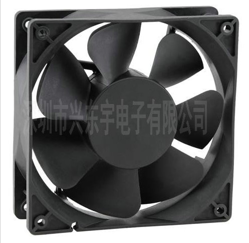【雙滾珠交流風(fēng)扇】細(xì)心清理，專心制造！
